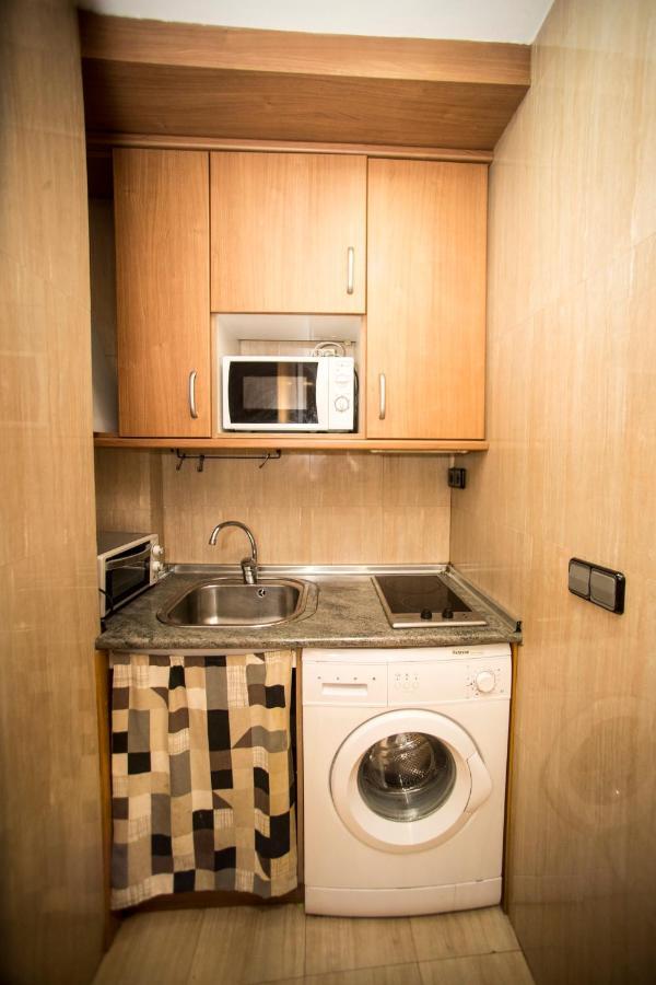 Hostal Caballeros Сория Екстериор снимка