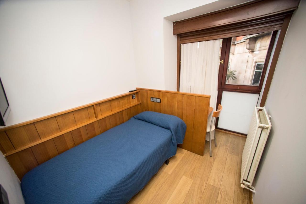 Hostal Caballeros Сория Стая снимка