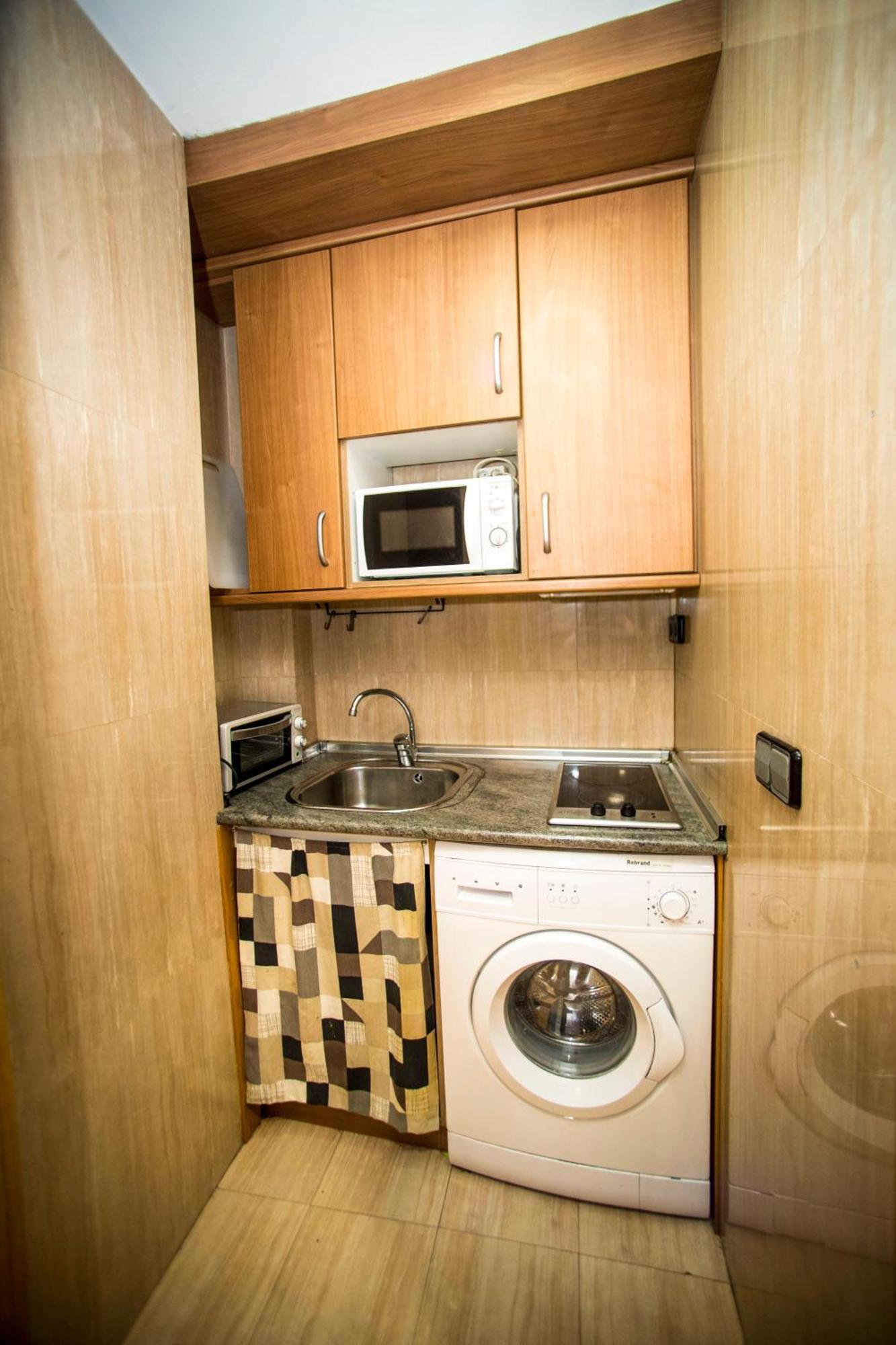 Hostal Caballeros Сория Екстериор снимка